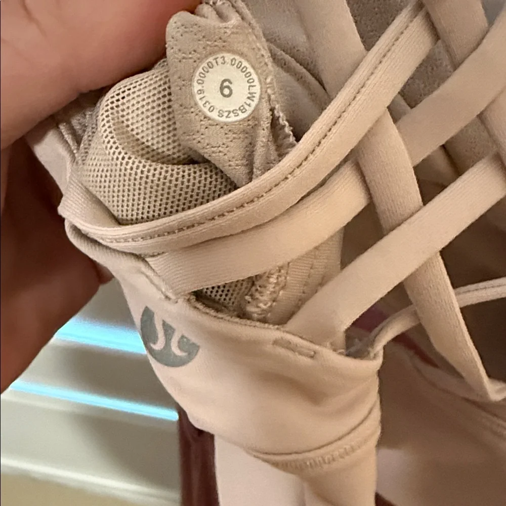 Lululemon Stylish Burgundy and Beige Strappy Yoga Top size 8